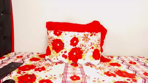 divinebooty93 online show from November 30, 2:21 pm