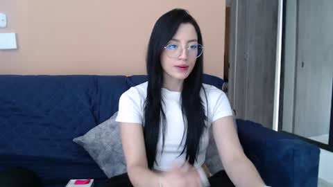 Hera online show from May 9, 12:18 pm