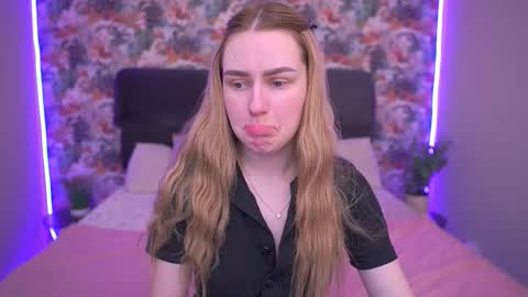 DivineJasss online show from March 23, 12:50 am