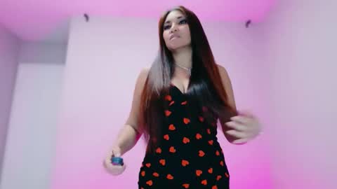 DivineLynn online show from October 27, 3:51 pm