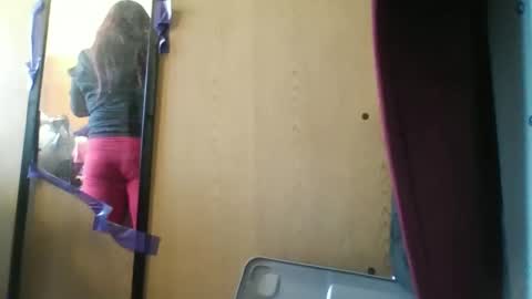 dnasty408 online show from December 1, 5:59 pm