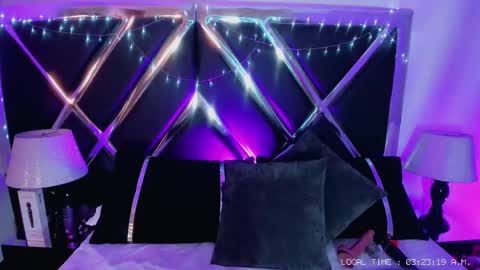 DogirlyWoof online show from December 14, 8:23 am