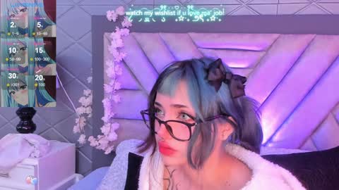 DogirlyWoof online show from January 19, 7:46 am