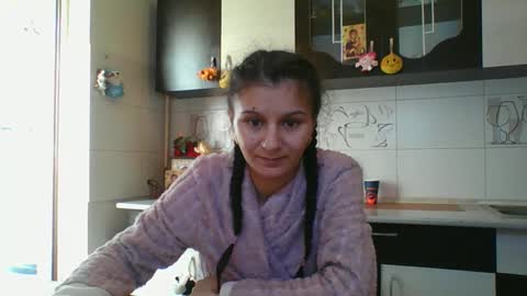 Snapshot of doll_stylish_ chatting on January 29, 8:18 am dol online show from January 29, 8:18 am
