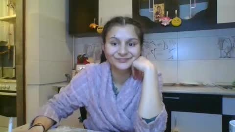 Snapshot of doll_stylish_ chatting on February 8, 8:42 pm dol online show from February 8, 8:42 pm