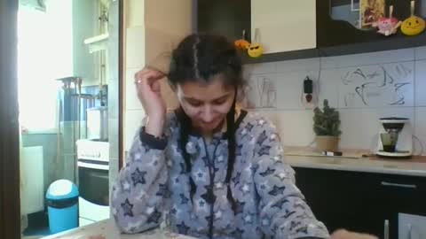 Snapshot of doll_stylish_ chatting on February 3, 1:51 pm dol online show from February 3, 1:51 pm