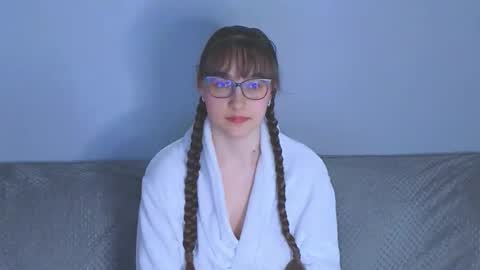 Tessa online show from May 22, 3:59 am