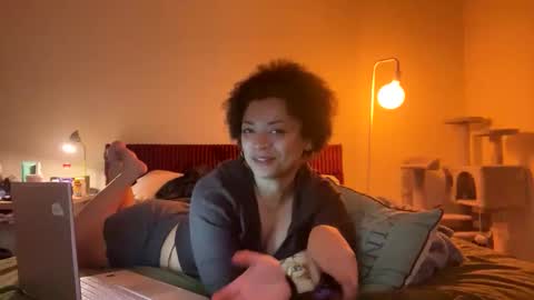 dollpart_ online show from January 6, 2:37 am