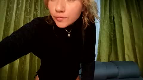 dollvexia_ online show from February 2, 10:53 pm