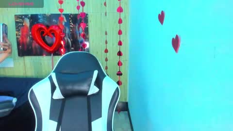 dolly_boob online show from March 5, 6:20 am