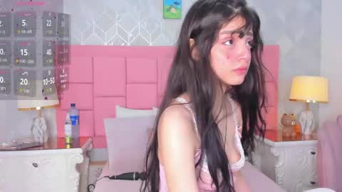 dolly_kitter online show from May 19, 11:39 am