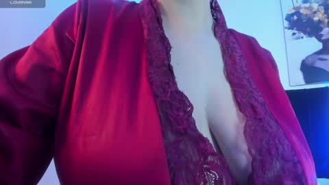 Call me Zoe  online show from May 16, 7:55 am
