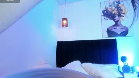 Call me Zoe  online show from May 11, 2:45 pm