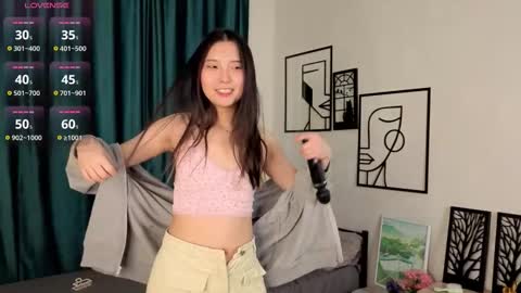 Aika online show from March 11, 11:47 am