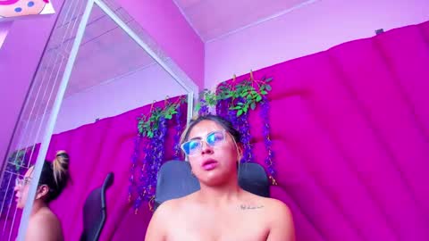 dollyjuicy1 online show from February 9, 3:23 pm