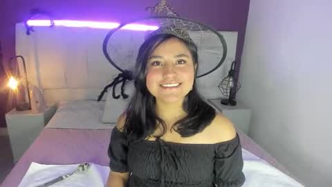 DollyWood  online show from October 31, 4:14 am