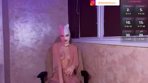 domiiniicana online show from February 19, 10:52 pm