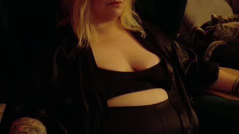 SADE online show from October 7, 8:57 pm