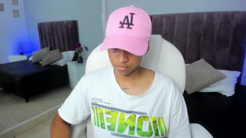 Dominick  online show from February 7, 8:42 pm