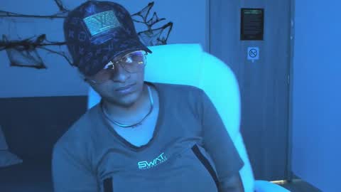 Dominick  online show from October 7, 6:51 am