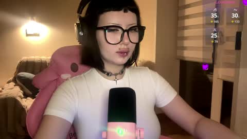 Cati online show from May 13, 4:02 pm