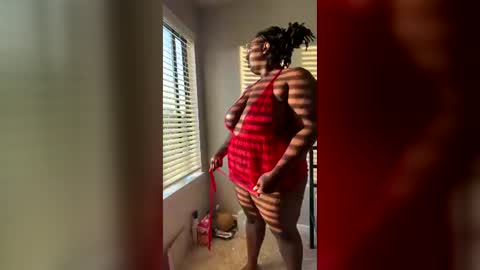 dommechristina online show from July 9, 12:46 am