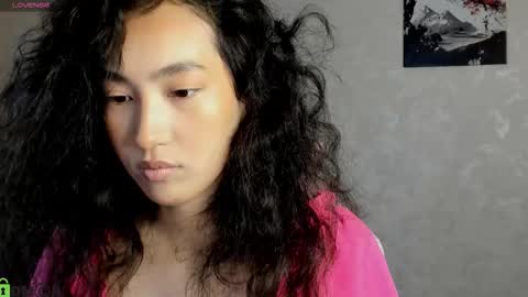 Aura online show from November 24, 5:42 am