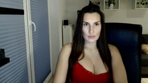 DonnaLive online show from October 27, 3:29 pm