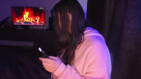 Dora Charmer online show from May 5, 2:42 pm