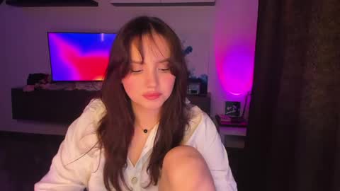 Dora Charmer online show from May 18, 3:29 pm