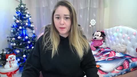 dorasuun online show from December 15, 6:15 pm