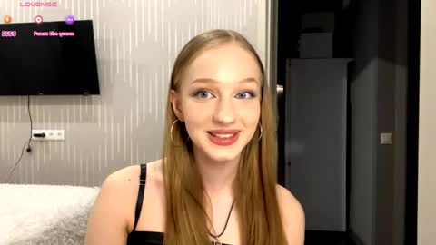 Anika online show from May 23, 8:07 pm