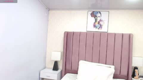Anny online show from May 17, 1:21 pm