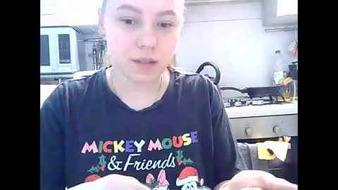 Dorrie Ann online show from January 9, 5:34 am