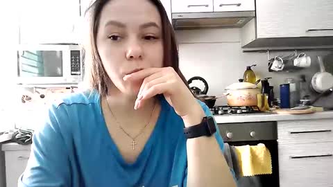 Dorrie Ann online show from February 22, 7:45 am