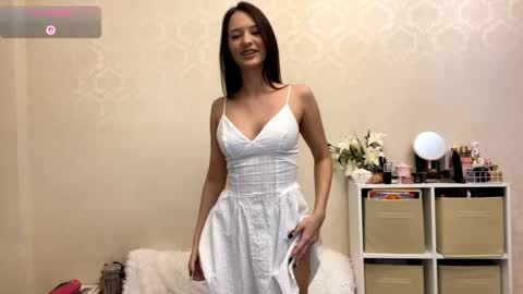 Kate online show from May 14, 6:03 pm