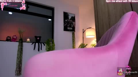 VickyHelp me to reach 300 thumbs up online show from February 11, 11:44 am