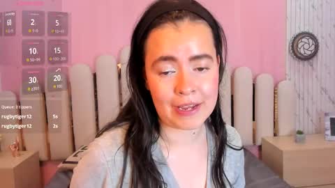 dovemullerr2 online show from May 16, 12:13 am