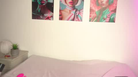 dream_eye online show from October 6, 7:18 pm