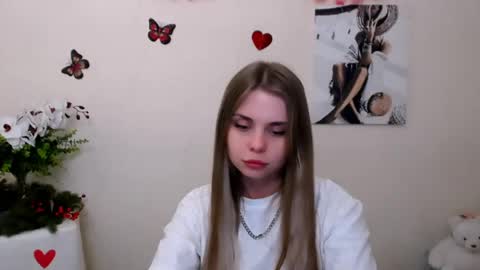 Mari online show from May 12, 5:48 am