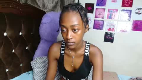 Dreameyes online show from May 26, 8:02 am