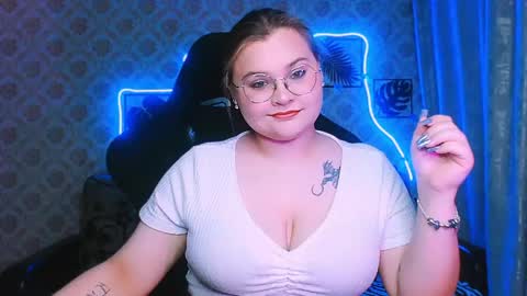 dreamforyoue2 online show from May 16, 5:34 pm
