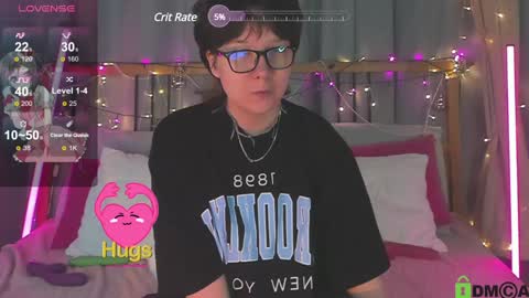 Snapshot of dreamgirllove chatting on December 6, 1:07 am Billy online show from December 6, 1:07 am