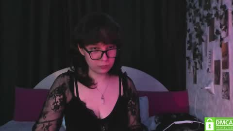 Snapshot of dreamgirllove chatting on September 25, 10:29 pm Billy online show from September 25, 10:29 pm