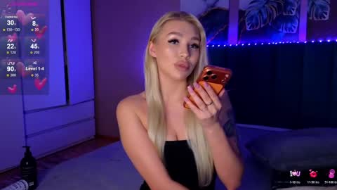 Mila online show from April 9, 6:41 am