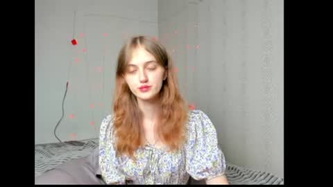 dreamy_pollyyy online show from June 16, 7:26 pm