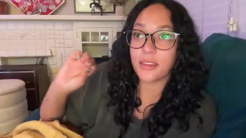 RIRI OR DREAMY online show from November 25, 2:58 am