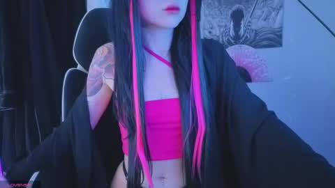 Tara  online show from May 10, 9:55 am