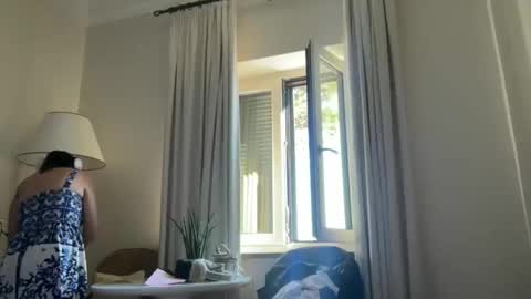 Dr. Resa online show from October 6, 8:31 am