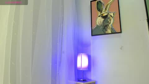 dulce__fiore07 online show from May 18, 12:00 pm